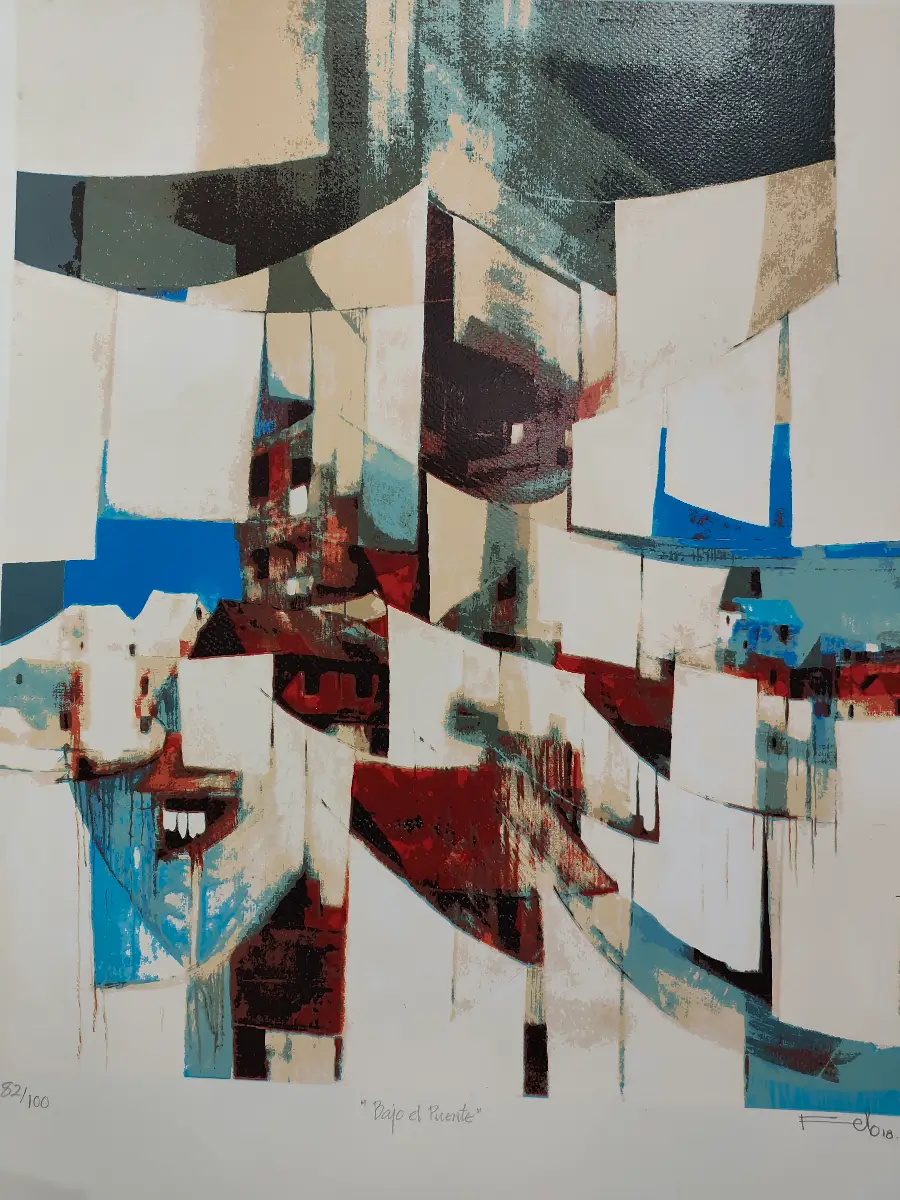 Esta obra semiabstracta representa una vista fragmentada de un pueblo o paisaje urbano, probablemente situado "bajo un puente" como sugiere el título. Formas geométricas que aluden a edificios y elementos estructurales se entrelazan con líneas fluidas y goteos, creando una composición dinámica y deconstruida. La paleta combina tonos tierra con rojos y azules intensos, acentuando las formas arquitectónicas y una sensación de movimiento.